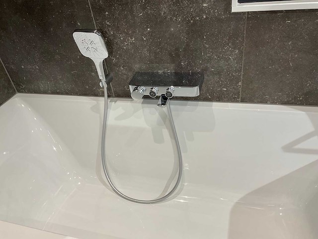 Grohe bad thermostaatkraan met handdouche - afbeelding 1 van  5