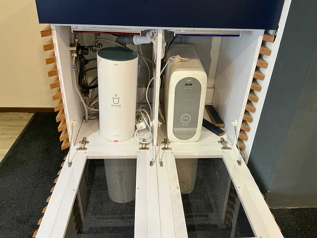 Grohe blue en red kokendwater keukenmengkraan (2x) - afbeelding 5 van  8