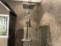 Grohe douche thermostaatkraan met regendouche en handdouche - afbeelding 1 van  4