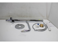 Grohe essence new badkraan vrijstaand inclusief doucheset exclusief installatiedeel chroom - afbeelding 3 van  4