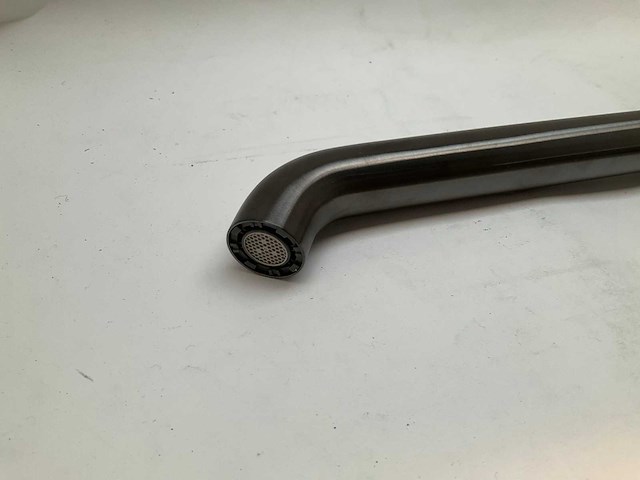 Grohe essence new brushed hard graphite wastafelmuurkraan - afbeelding 3 van  6