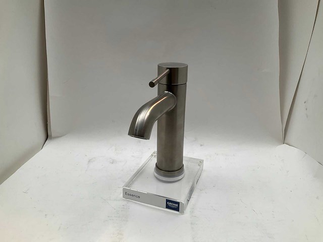 Grohe essence wastafelkraan supersteel - afbeelding 2 van  8