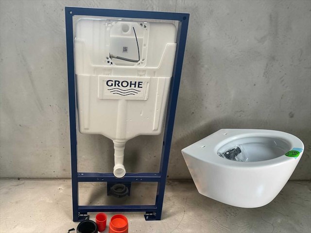 Grohe inbouwreservoir met gessi toiletpot mat wit - afbeelding 2 van  6