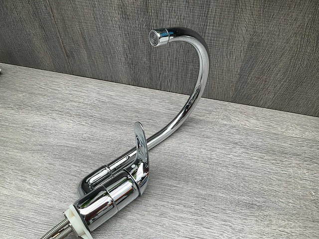 Grohe keukenmengkraan hoge c-uitloop 33cm - afbeelding 2 van  5