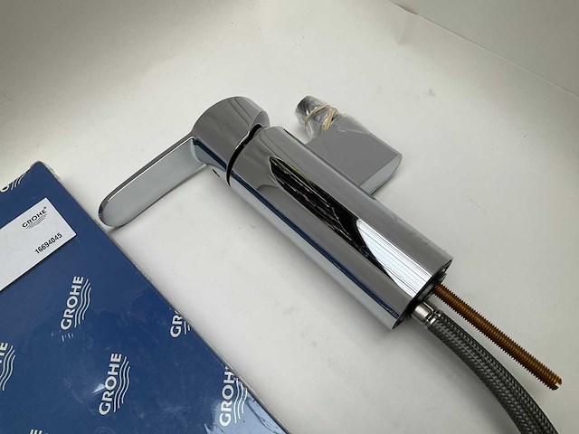 Grohe keukenmengkraan met hoge draaibare uitloop - afbeelding 4 van  5