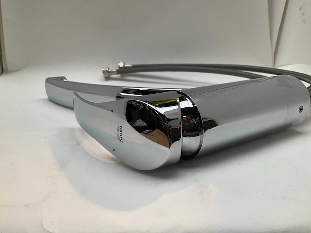 Grohe keukenmengkraan met lage uitloop - afbeelding 3 van  6