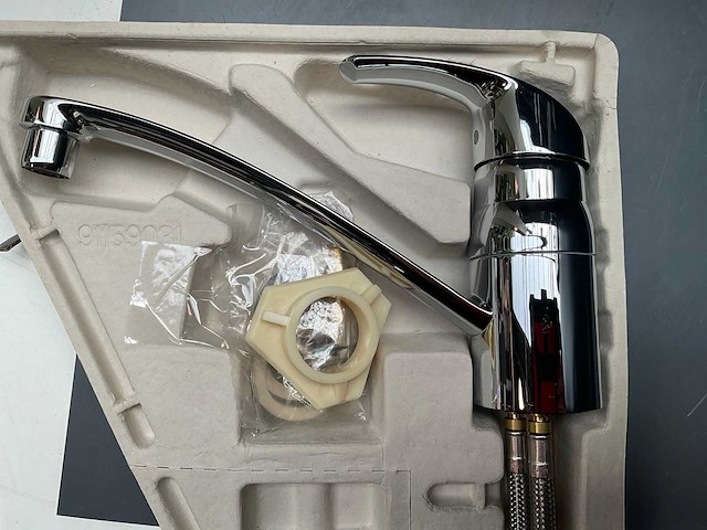 Grohe keukenmengkraan met lage uitloop - afbeelding 3 van  3
