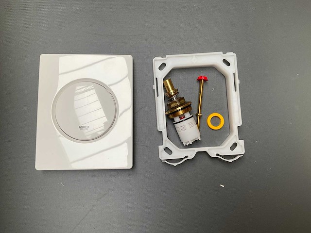 Grohe nova cosmopolitan 1-knops urinoirbediening wit 38804 - afbeelding 2 van  2