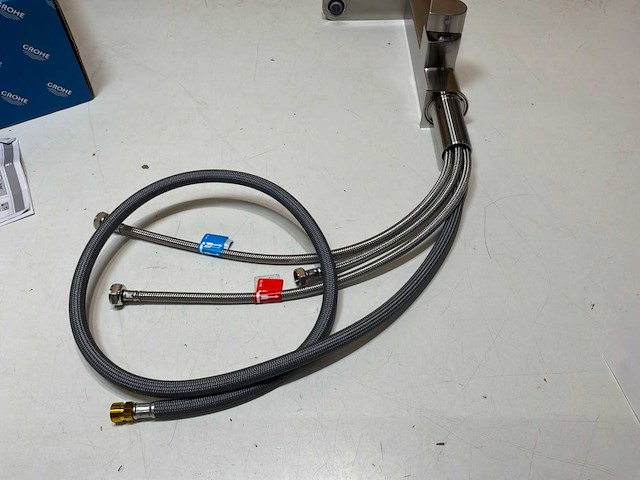 Grohe plus wastafelmengkraan met waste supersteel - afbeelding 4 van  8