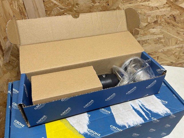 Grohe plus wastafelmengkraan met waste supersteel - afbeelding 7 van  8