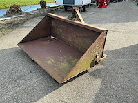 Grondbak (kiepend) tractor - afbeelding 1 van  14