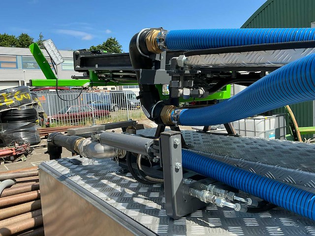 Grondboor installatie met grondboren - afbeelding 8 van  25