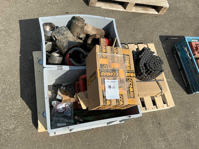 Grondboor installatie met grondboren - afbeelding 18 van  25