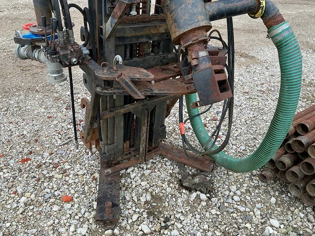 Grondboor met boorstangen - afbeelding 2 van  10