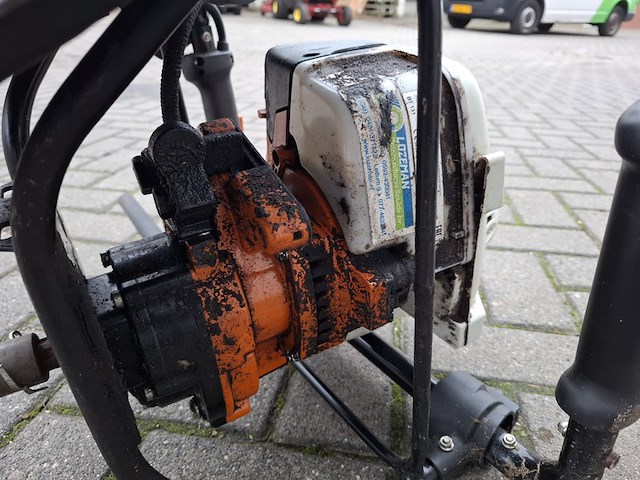 Grondboor, stihl, bt131 - afbeelding 5 van  7