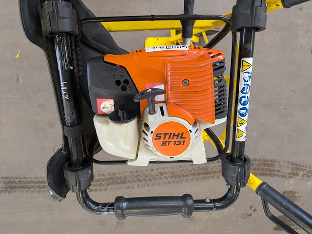 Grondboormachine 1 mans 2 takt stihl, bt 131, bouwjaar 2018 - afbeelding 3 van  5