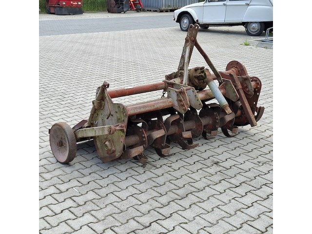 Grondfrees, agrator - afbeelding 7 van  14