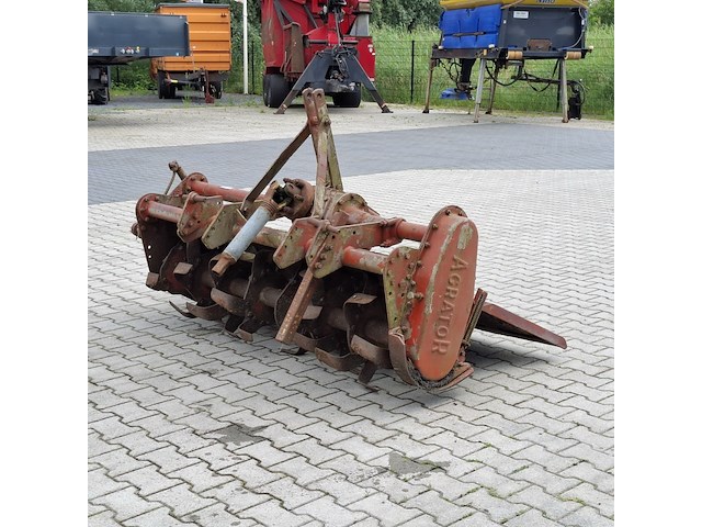 Grondfrees, agrator - afbeelding 9 van  14