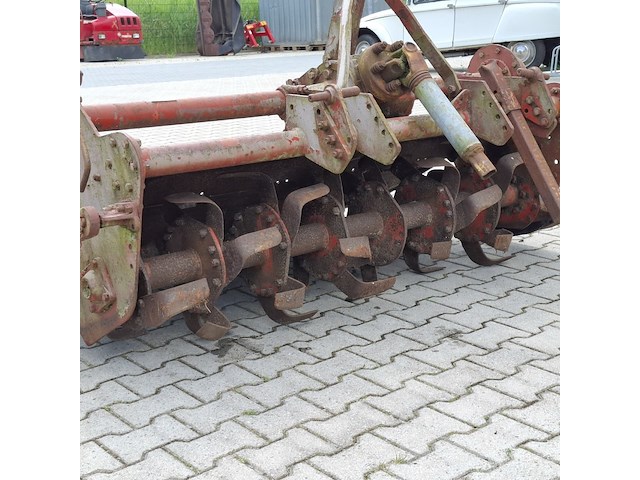 Grondfrees, agrator - afbeelding 12 van  14