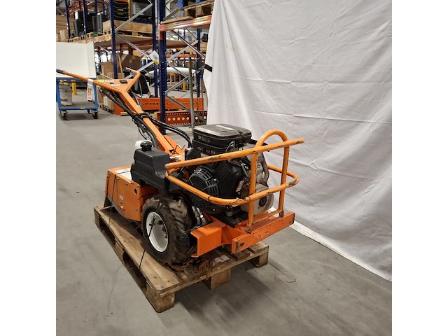 Grondfreesmachine 16hp benzine, baretto - afbeelding 12 van  18