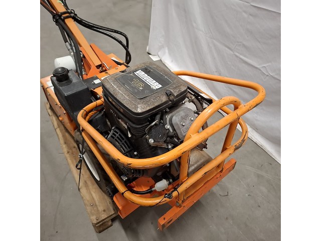 Grondfreesmachine 16hp benzine, baretto - afbeelding 13 van  18