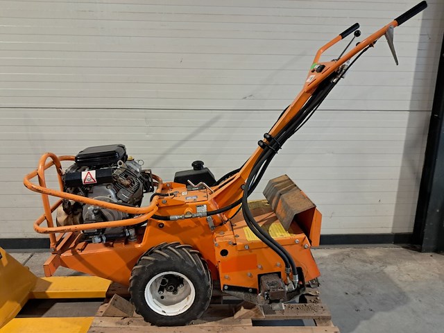 Grondfreesmachine 16pk benzine barreto, e1620b, bouwjaar 2011 - afbeelding 14 van  21