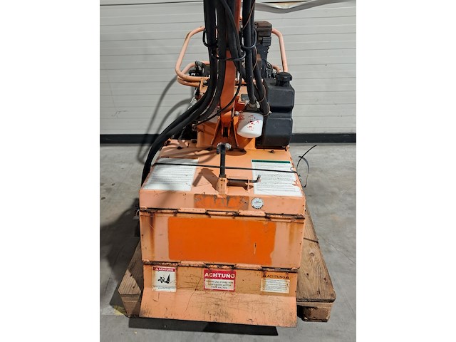 Grondfreesmachine 16pk benzine barreto, e1620b, bouwjaar 2012 - afbeelding 5 van  49