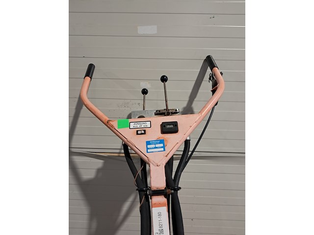 Grondfreesmachine 16pk benzine barreto, e1620b, bouwjaar 2012 - afbeelding 9 van  49