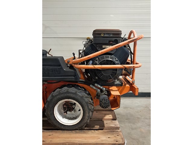 Grondfreesmachine 16pk benzine barreto, e1620b, bouwjaar 2012 - afbeelding 11 van  49