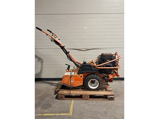 Grondfreesmachine 16pk benzine barreto, e1620b, bouwjaar 2012 - afbeelding 1 van  49