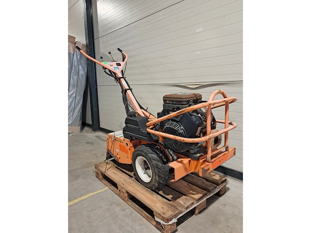 Grondfreesmachine 16pk benzine barreto, e1620b, bouwjaar 2012 - afbeelding 12 van  49