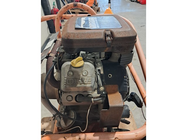 Grondfreesmachine 16pk benzine barreto, e1620b, bouwjaar 2012 - afbeelding 32 van  49