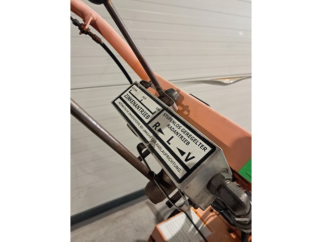 Grondfreesmachine 16pk benzine barreto, e1620b, bouwjaar 2012 - afbeelding 37 van  49