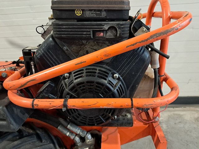 Grondfreesmachine 16pk benzine barreto, e1620b, bouwjaar 2015 - afbeelding 9 van  18