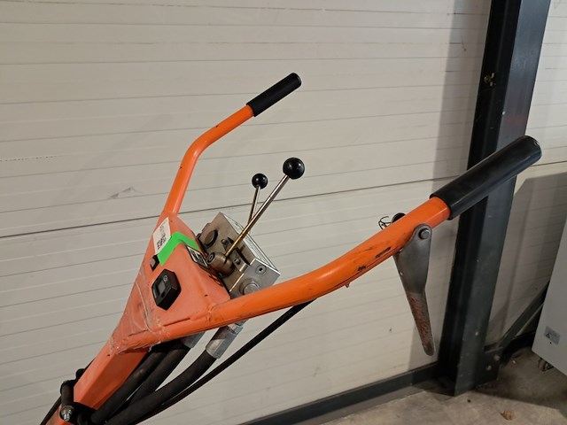 Grondfreesmachine 16pk benzine barreto, e1620b, bouwjaar 2015 - afbeelding 12 van  18