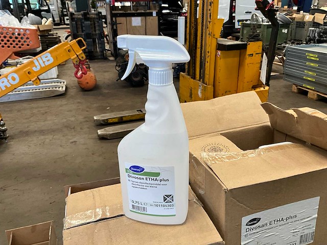 Grondlijn markeer spuitbussen en divers - afbeelding 4 van  5