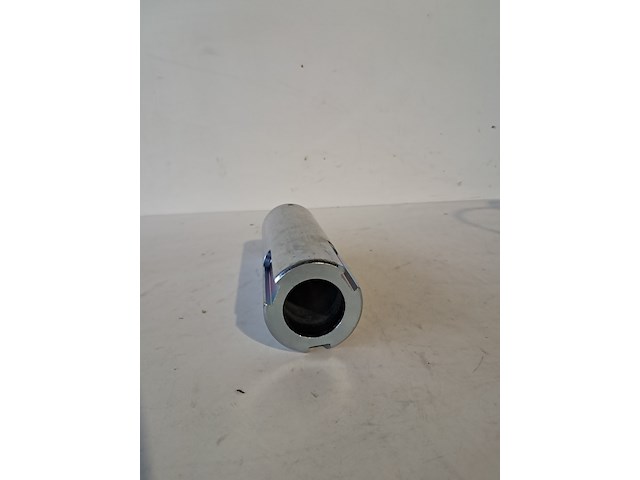 Grondschroefmachine - 230v makita, tw1000, bouwjaar 2022 - afbeelding 11 van  12