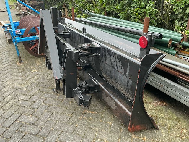 Grondschuif / maisbord met accord ophanging – 2.200 mm breed - afbeelding 3 van  7