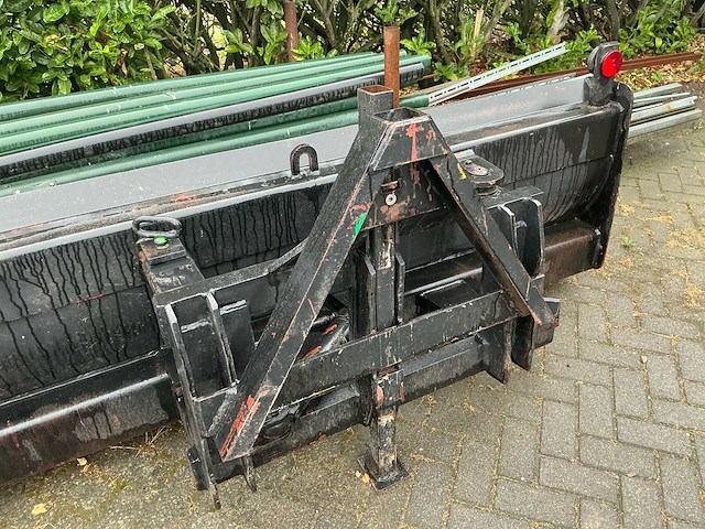 Grondschuif / maisbord met accord ophanging – 2.200 mm breed - afbeelding 4 van  7