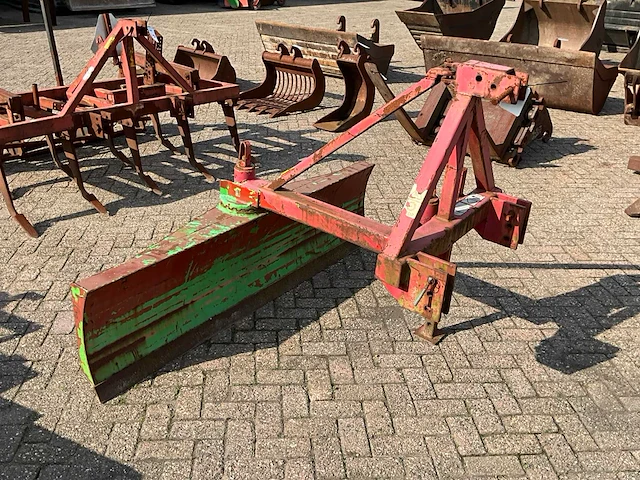 Grondschuif - afbeelding 1 van  6