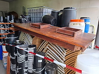 Grondstoffen en opslagcontainers voor visvoerproductie - afbeelding 4 van  19