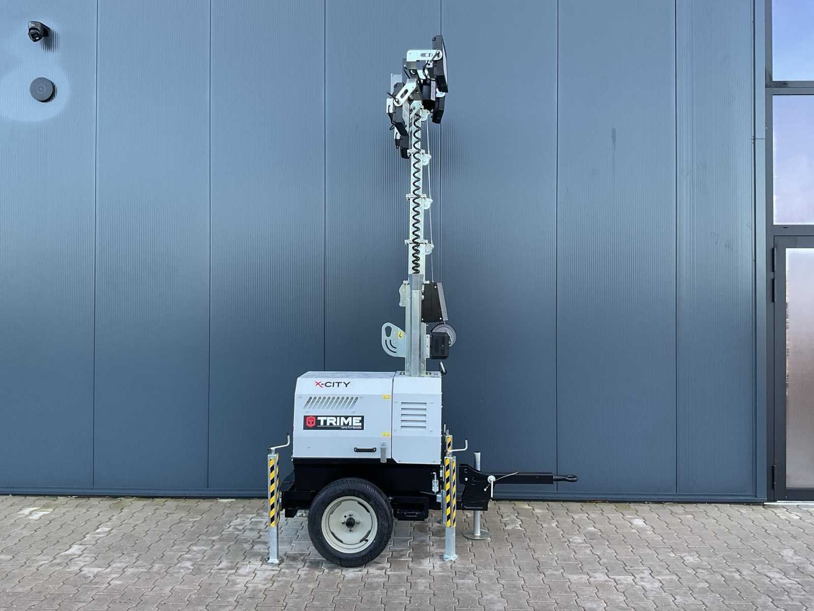 Grondverzetmachines, generatoren, opslagtenten en gereedschap