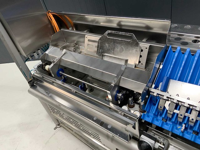 Gröneweg vis-productiemachine - afbeelding 4 van  8