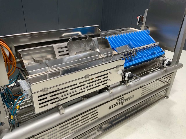 Gröneweg vis-productiemachine - afbeelding 6 van  8
