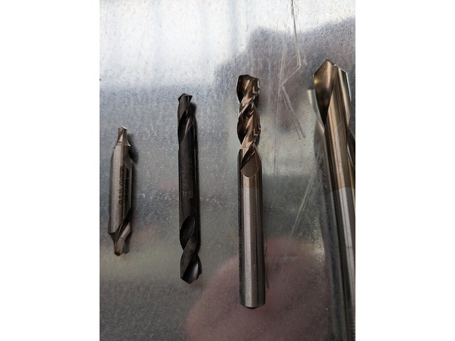 Groot assortiment boren master - afbeelding 54 van  57