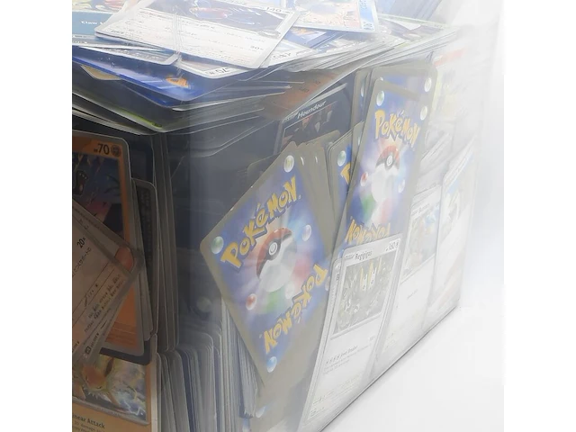 Groot assortiment kaarten, pokémon, o.a. meganium meg en 010/132 - afbeelding 2 van  37