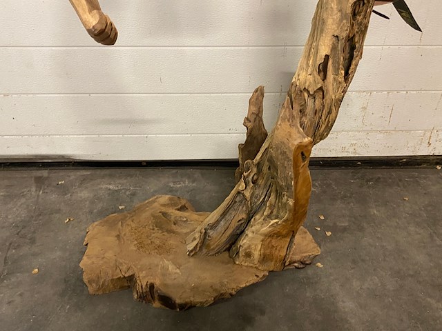 Groot decoratiestuk hangende aan teak hout - afbeelding 5 van  7