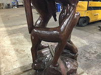 Groot handgesneden houten beeld - afbeelding 6 van  8