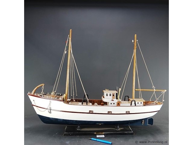 Groot houten schaalmodel crawler - afbeelding 1 van  12