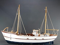 Groot houten schaalmodel crawler - afbeelding 1 van  12